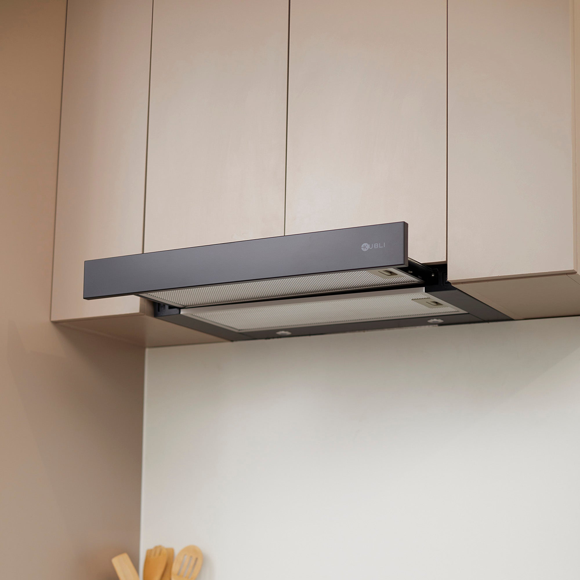 Campana Bajo Mueble Neu Flow Black 60 cm 210 m3/h Kubli