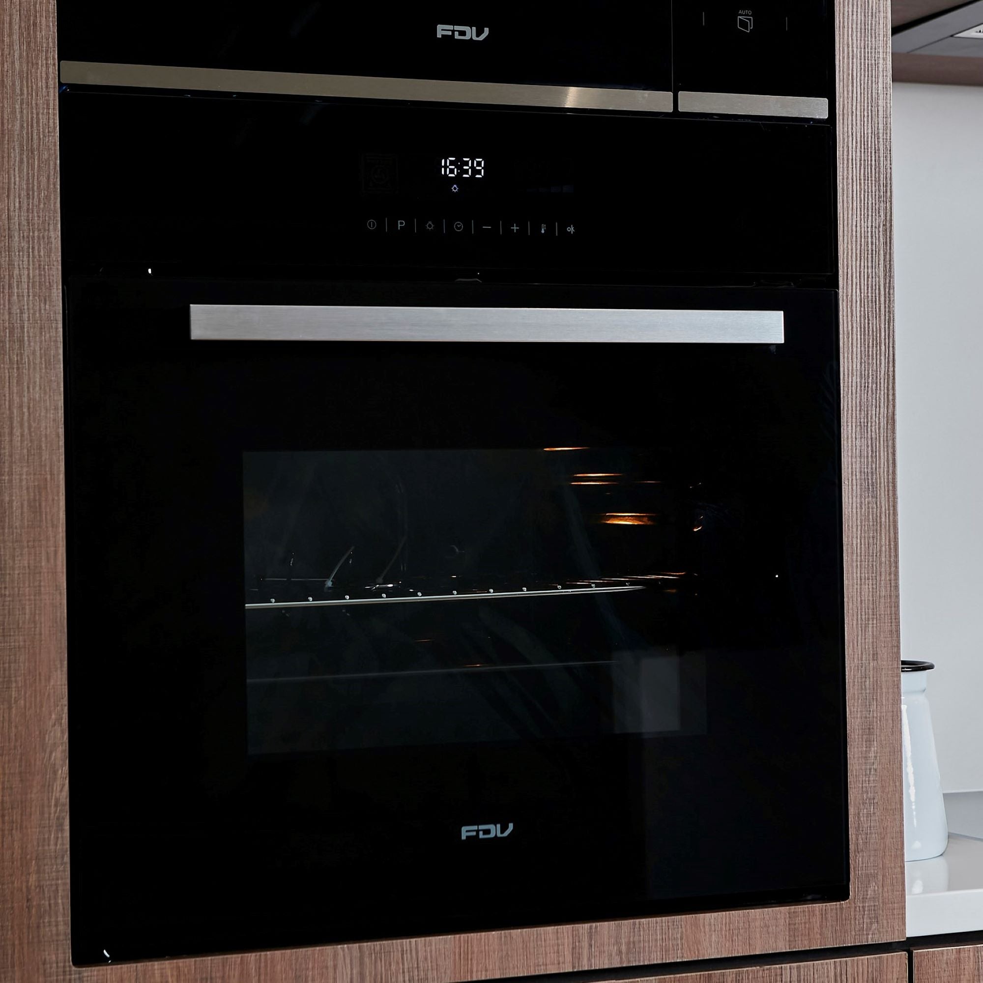 Horno Empotrado Elegance Touch con Grill 58 Lts FDV-Kitchen Center