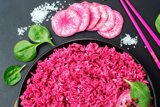 ARROZ A LA BETARRAGA Y PAPILLOTE DE MERLUZA CON RICOTTA Y CORAZONES DE ALCACHOFA