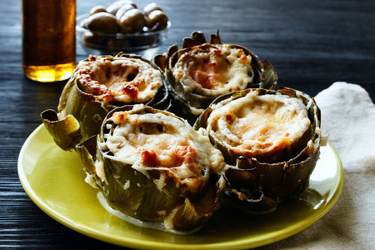 alcachofas asadas con mozzarella y jamón serrano