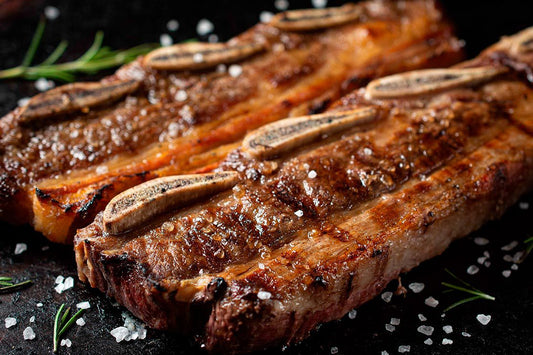 ASADO DE TIRA SOUS VIDE, CON VERDURAS DE VERANO