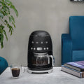 Cafetera a Goteo DCF02B Smeg