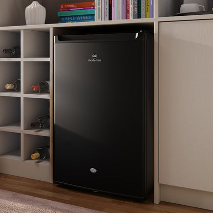 Frigobar 120L Frío Directo con Llave y Luz LED MMB120B Mademsa1#Negro