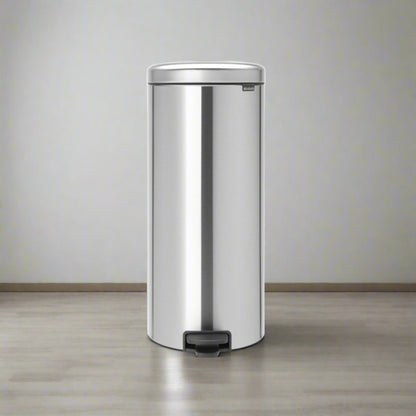 Basurero Pedal NewIcon 30 Lts Brabantia13#Plateado