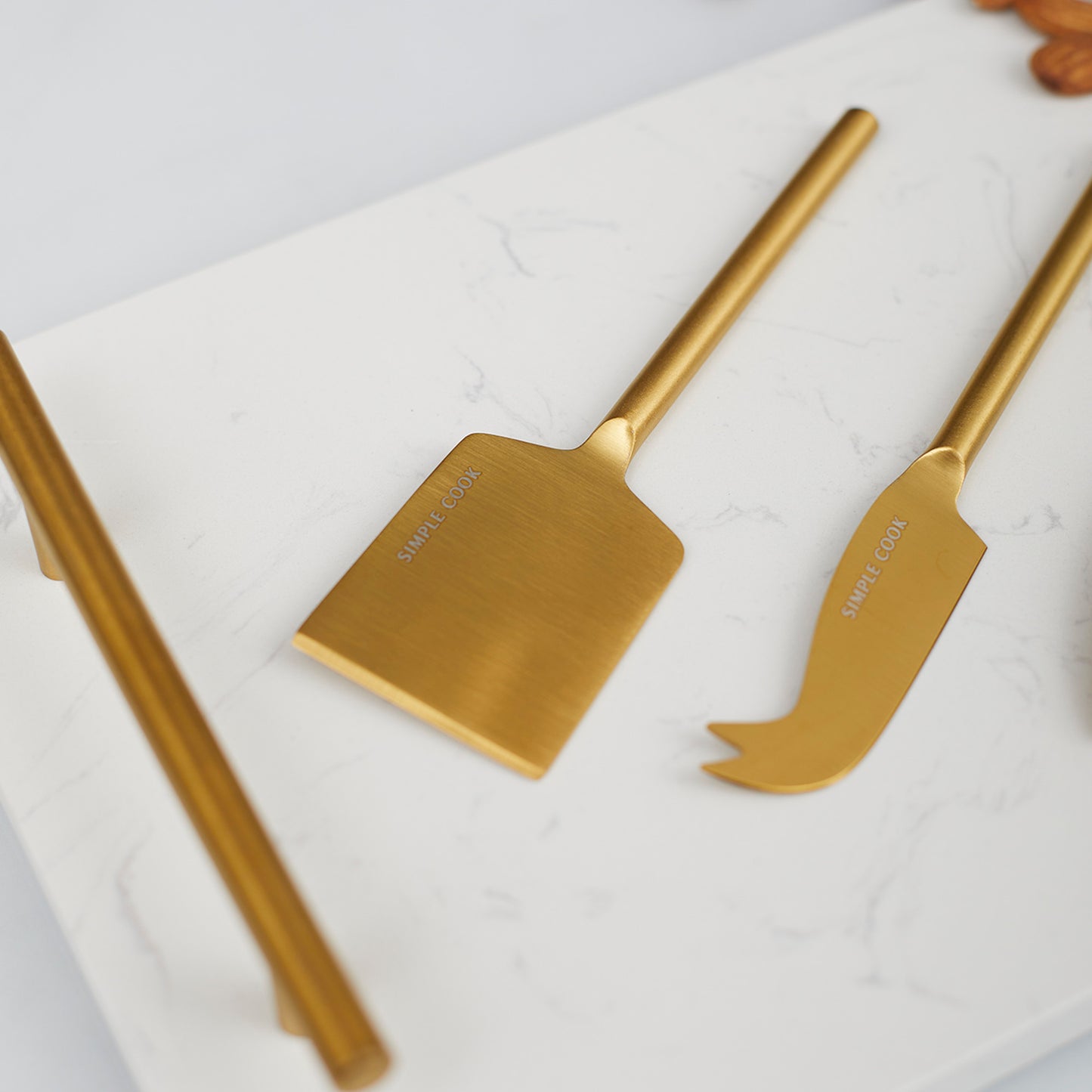 Kit Set Descorchador Dominius + Set Tabla De Aperitivo Element + 3 Cuchillos