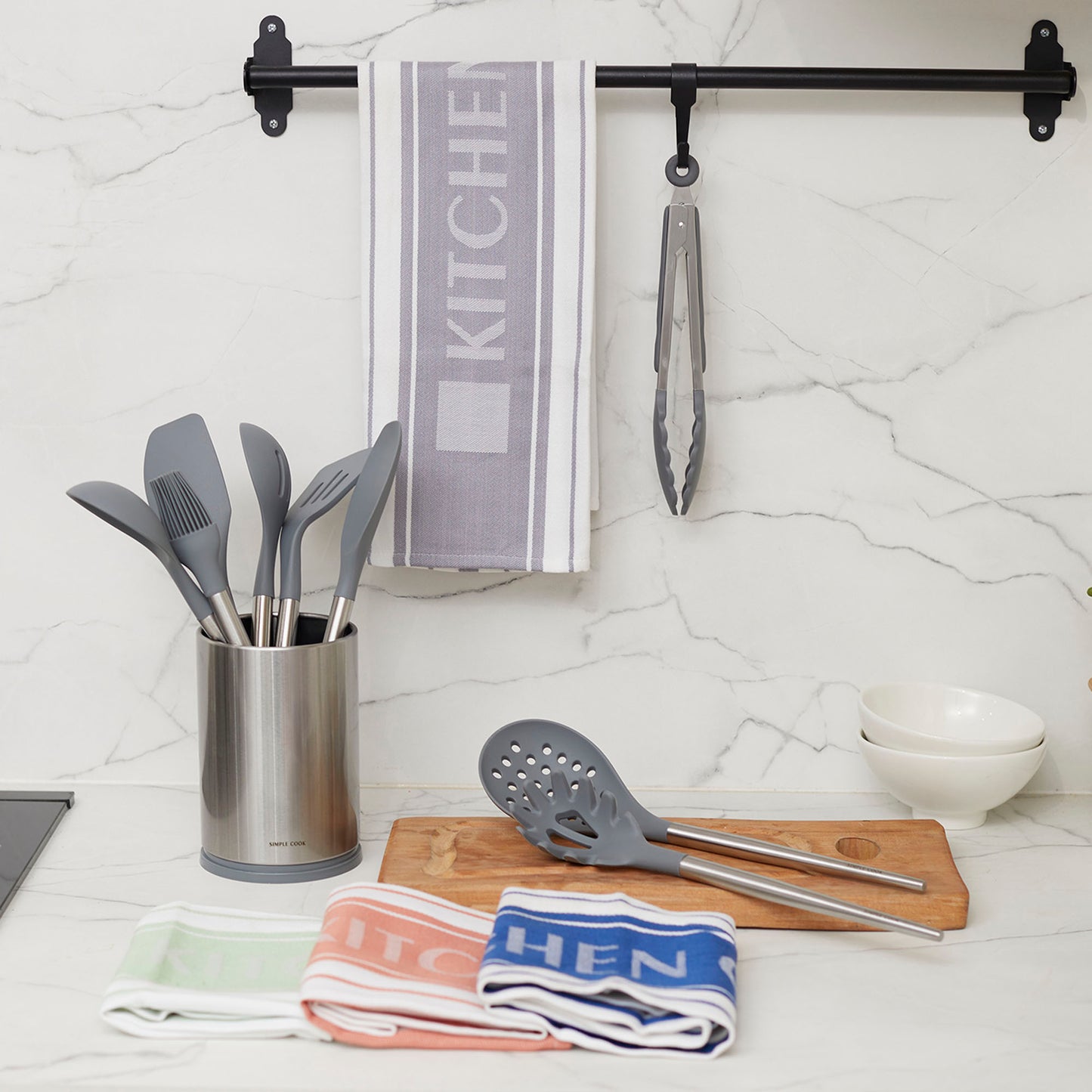 Kit Set de Utensilios Cuisine 10 pzs Simple Cook + Set 4 Paños de Cocina Kitchen Center