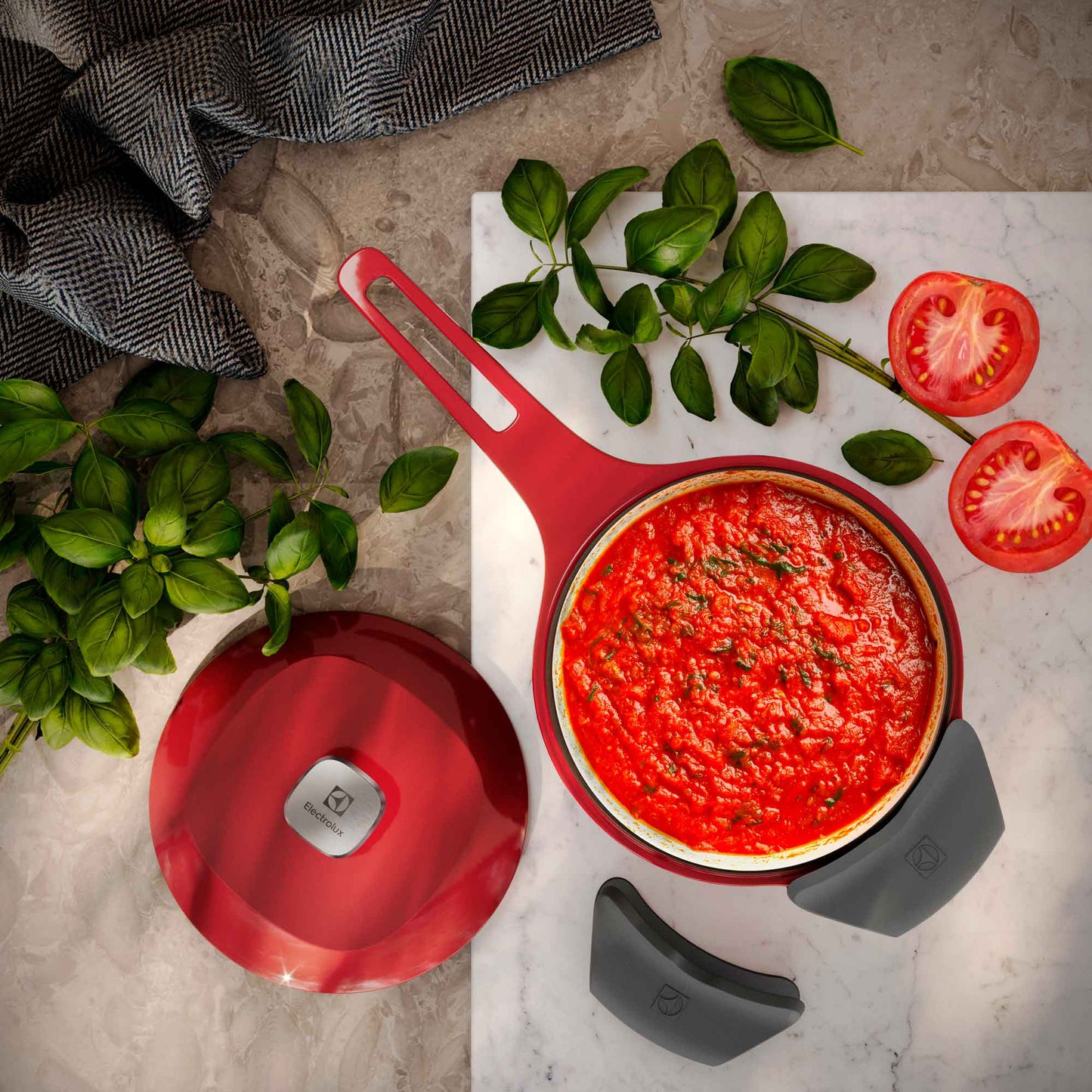 Olla Cacerola de Hierro Fundido Esmaltado Expert 20 cm Electrolux1#Rojo