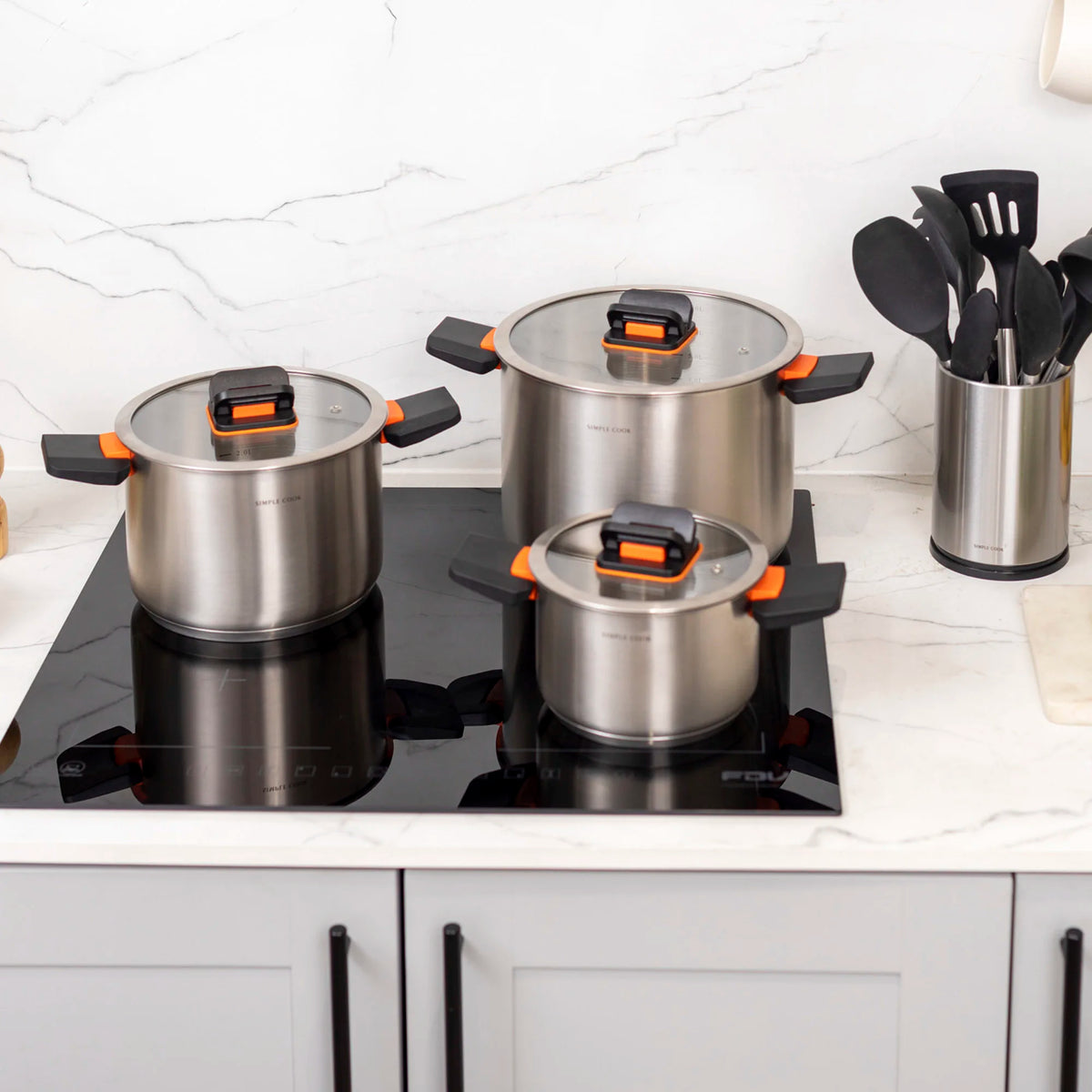 Kit Bateria Lyon + Set de Utensilios Cuisine 10 pzs Simple Cook