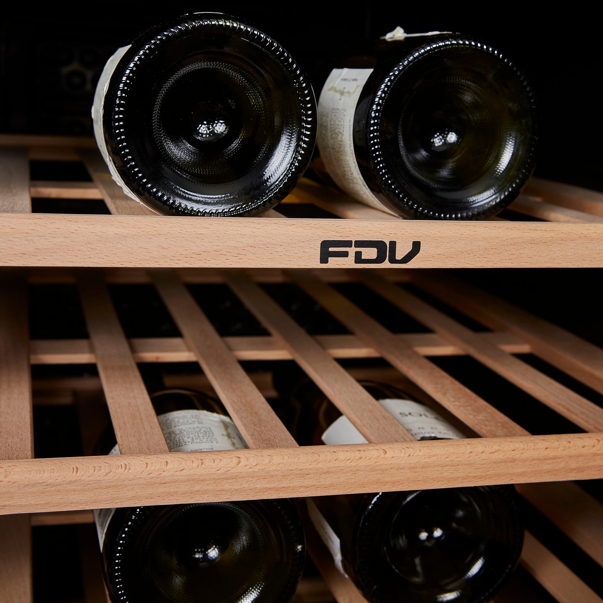 Enfriador de Vinos Black 56 Botellas FDV-Kitchen Center