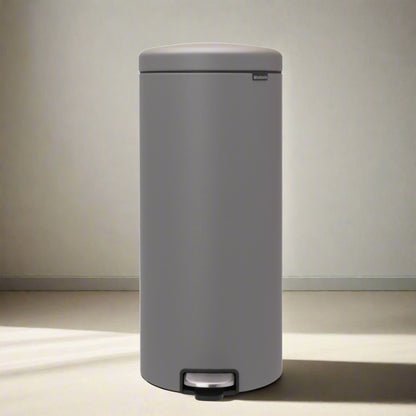 Basurero Pedal NewIcon 30 Lts Brabantia11#Grafito