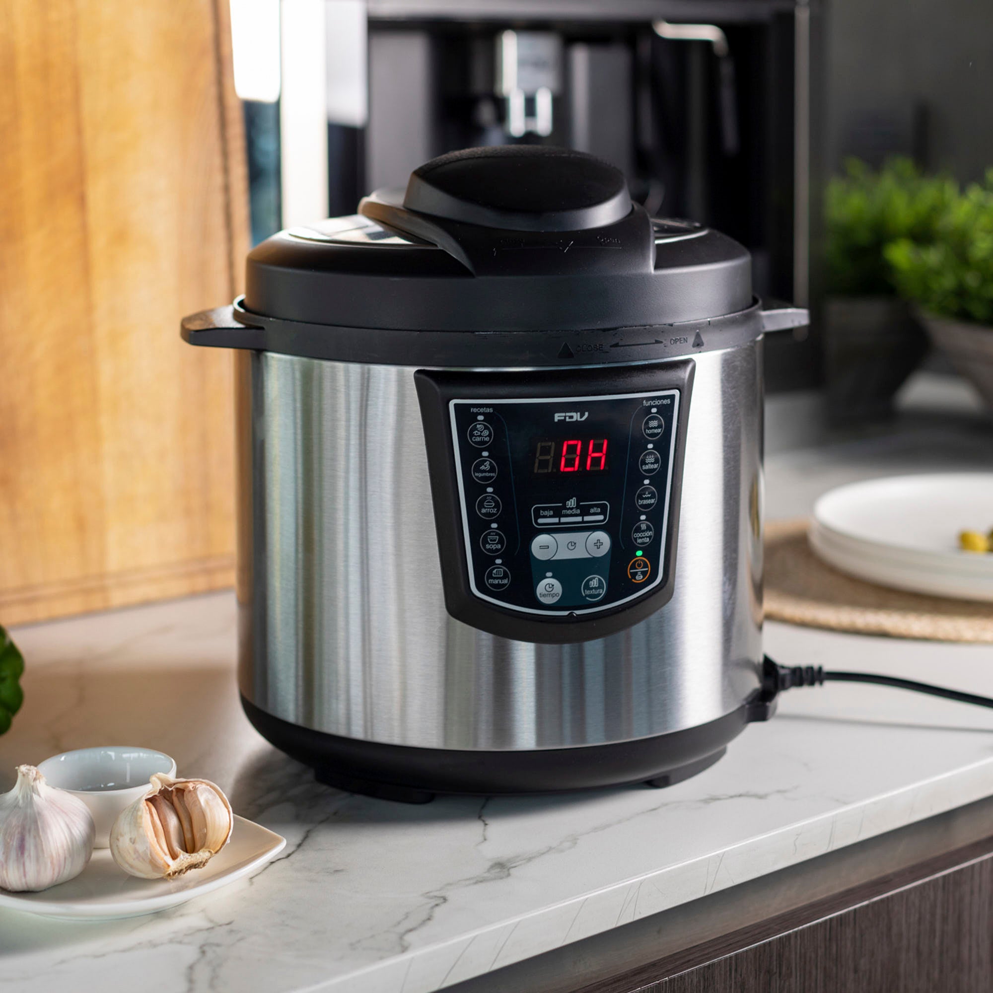 Olla Multicooker Cosmo 6 Lts FDV