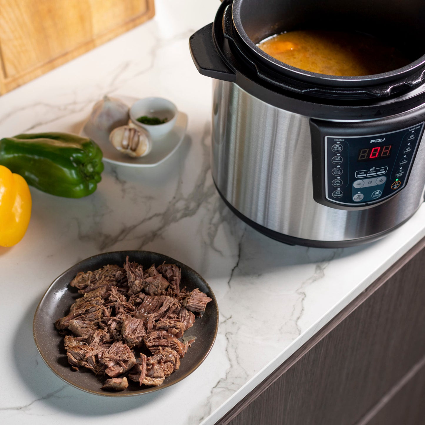 Olla Multicooker Cosmo 6 Lts FDV