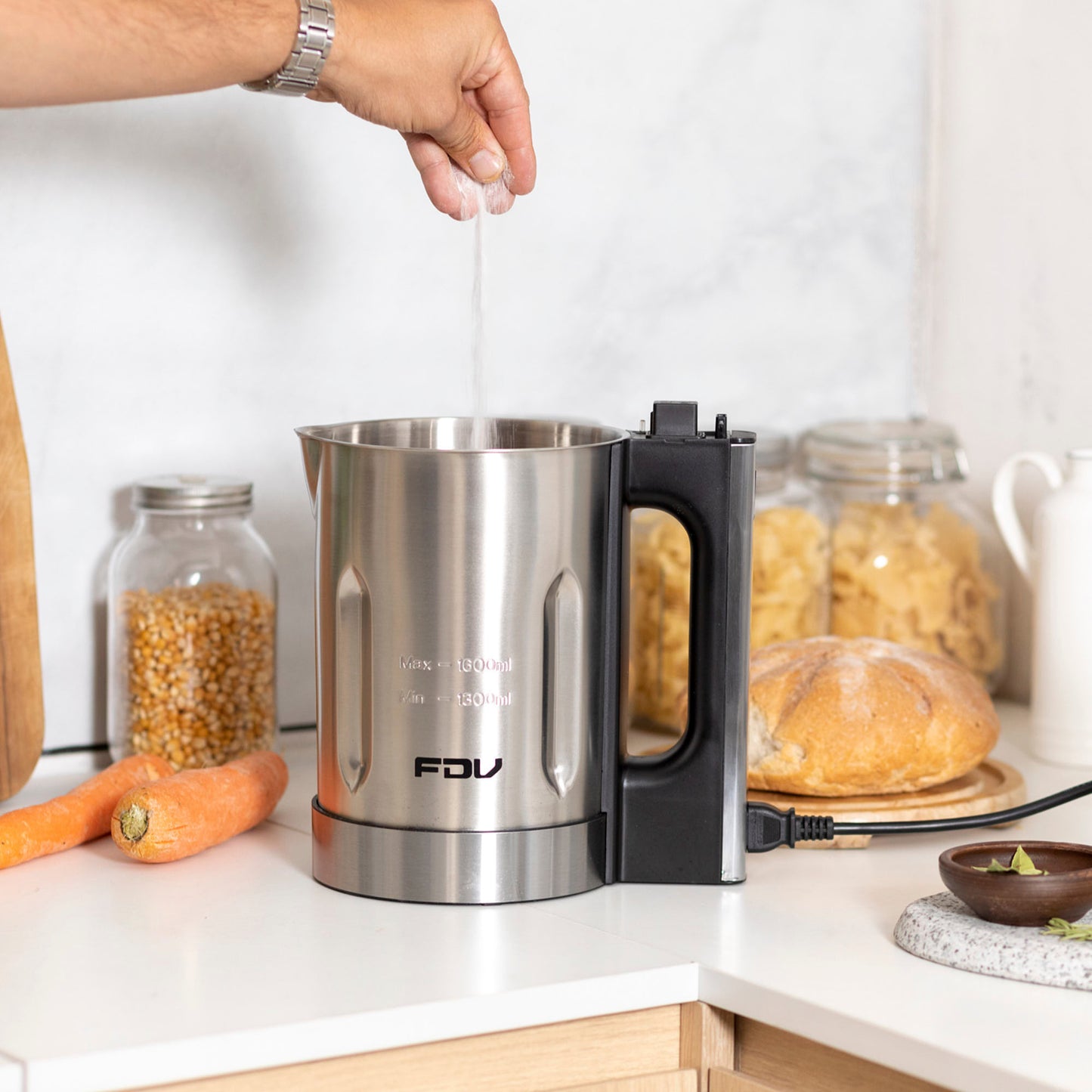 Máquina Para Hacer Sopas Soup Maker  1.6 L FDV
