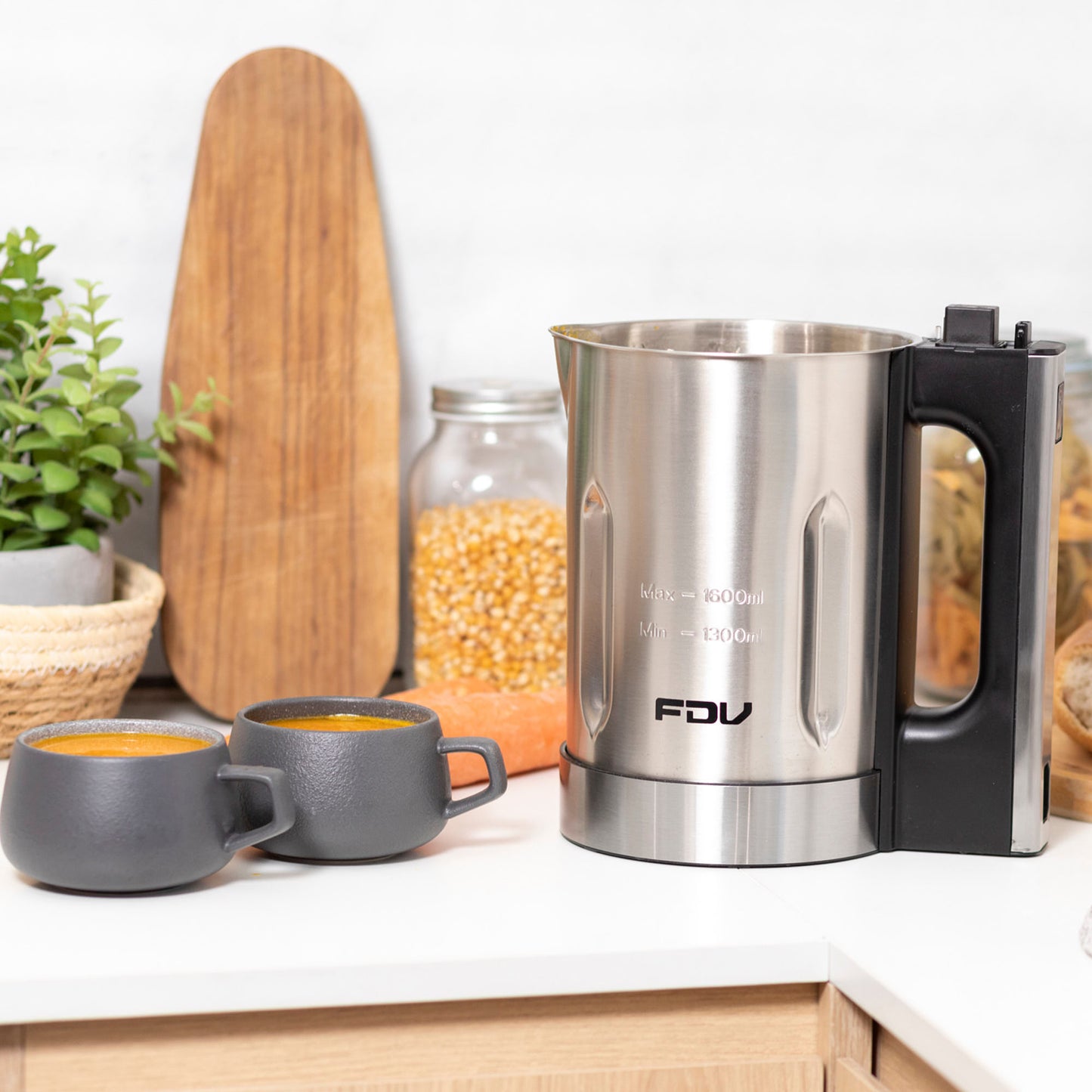 Máquina Para Hacer Sopas Soup Maker  1.6 L FDV