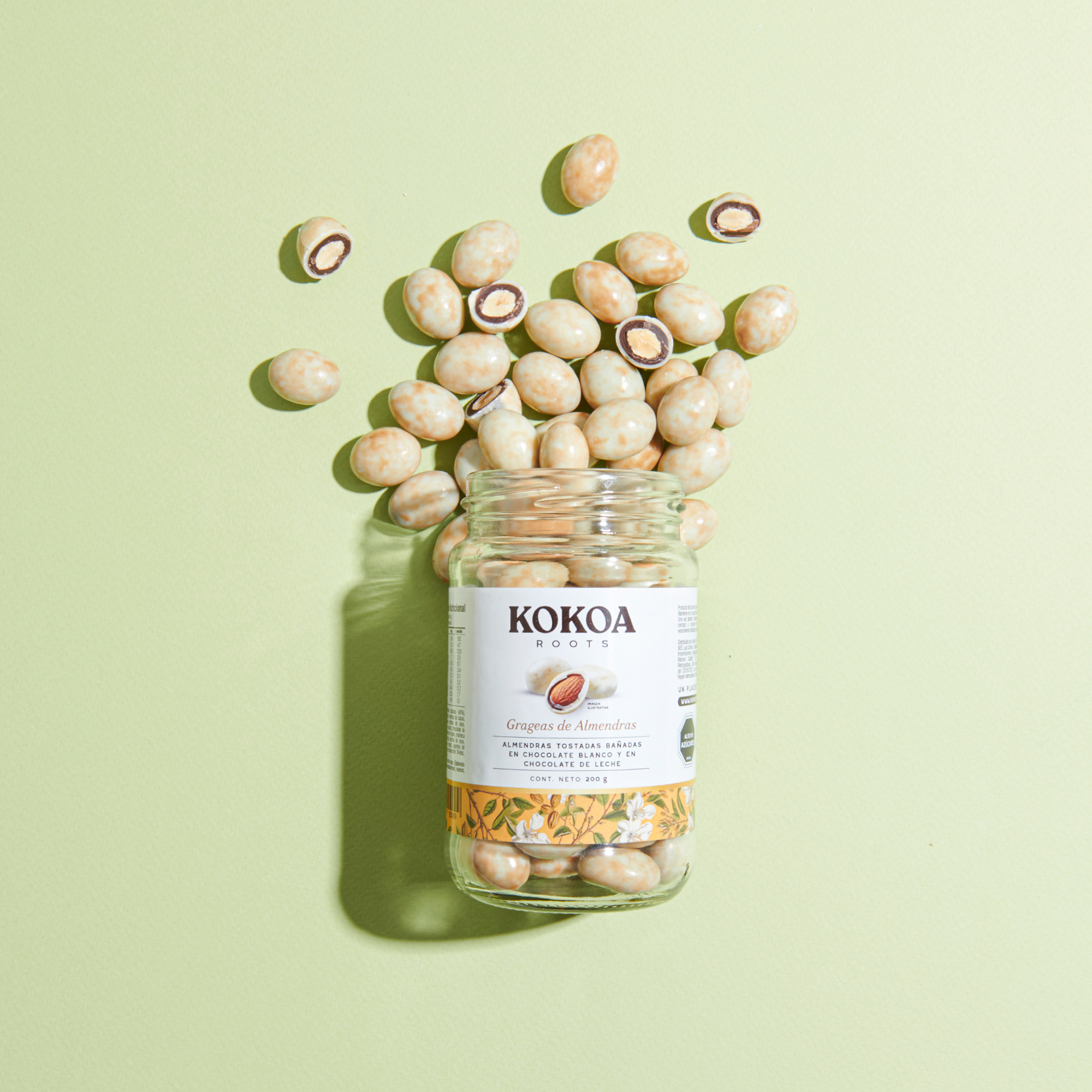 Grageas de Almendras en Chocolate Blanco y Leche 200 grs Kokoa Roots ...