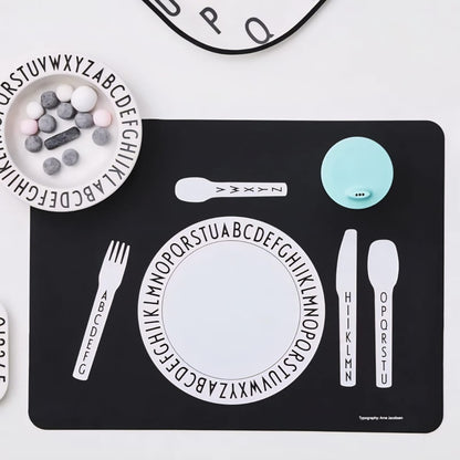 Mantel individual Design Letters3#Negro
