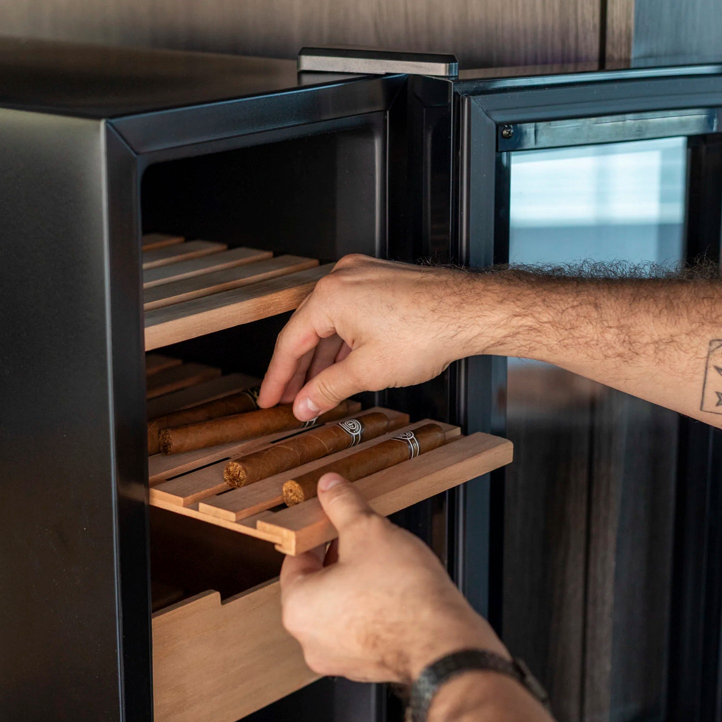 Humidor Electrónico para Puros FDV