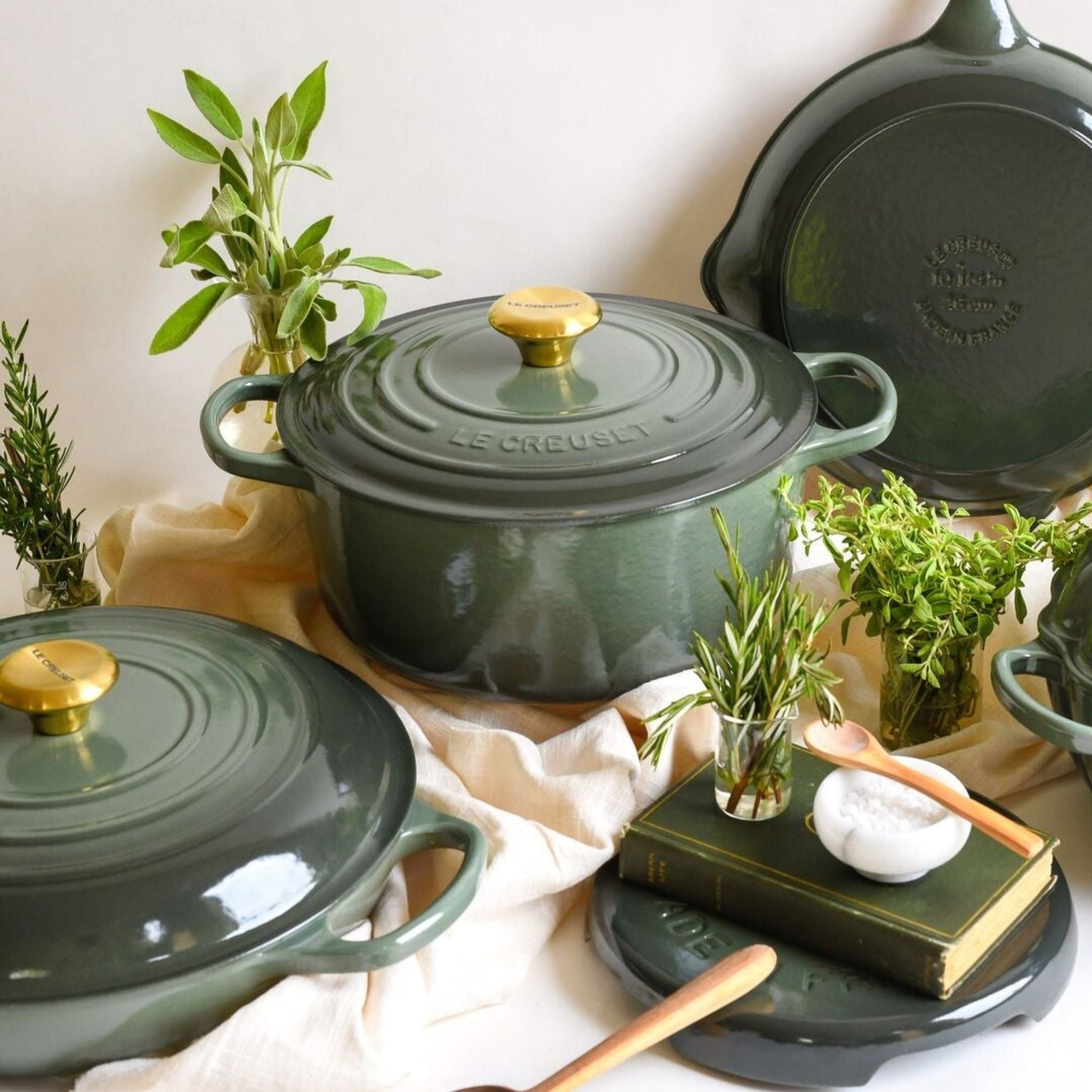 Cocotte Redonda 28 Cm Thyme Le Creuset2#Thyme