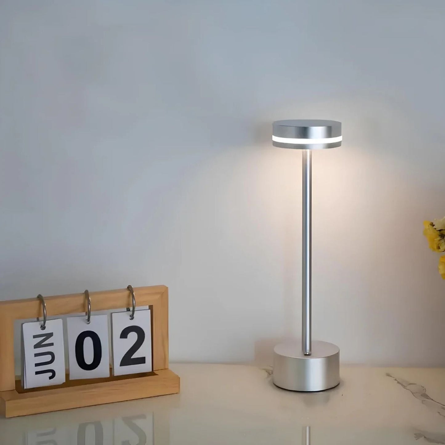 Lámpara de Mesa Led Alta Recargable Santú Home & Deco11#Dorado