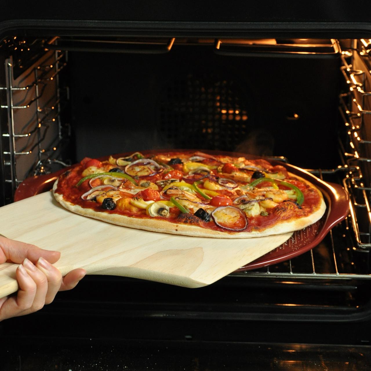 Base de Piedra Con Ranuras Para Pizza 37 Cm Rojo Emile Henry4#Rojo