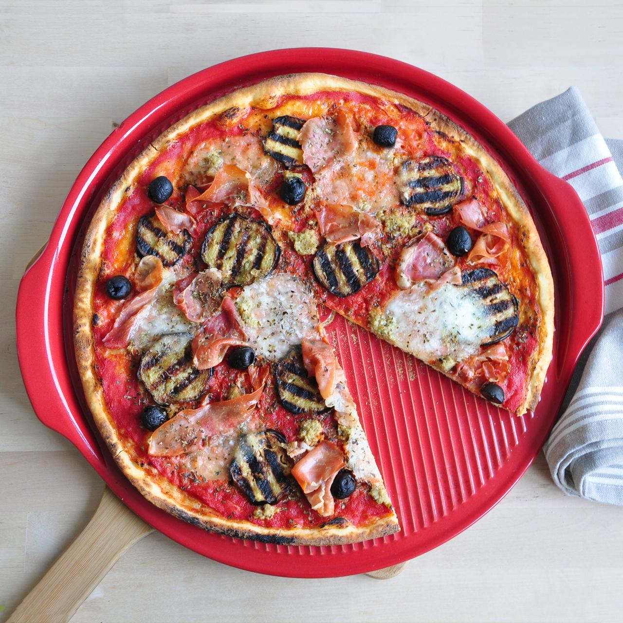 Base de Piedra Con Ranuras Para Pizza 37 Cm Rojo Emile Henry1#Rojo