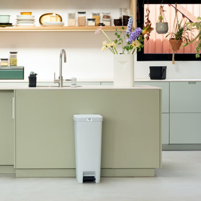 Basurero Pedal Step Up 40 Lts Brabantia2#Blanco