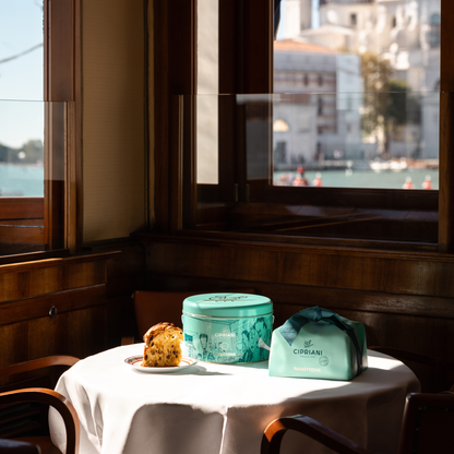 Panettone 1 kg en Lata Cipriani