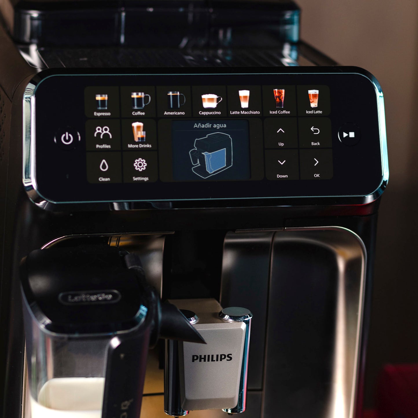 Cafetera Espresso Automática EP5547/90 Sistema Latte  Philips