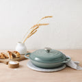 Cacerola Baja 26cm Hierro Fundido Esmaltado Sea Salt Le Creuset1#Celeste