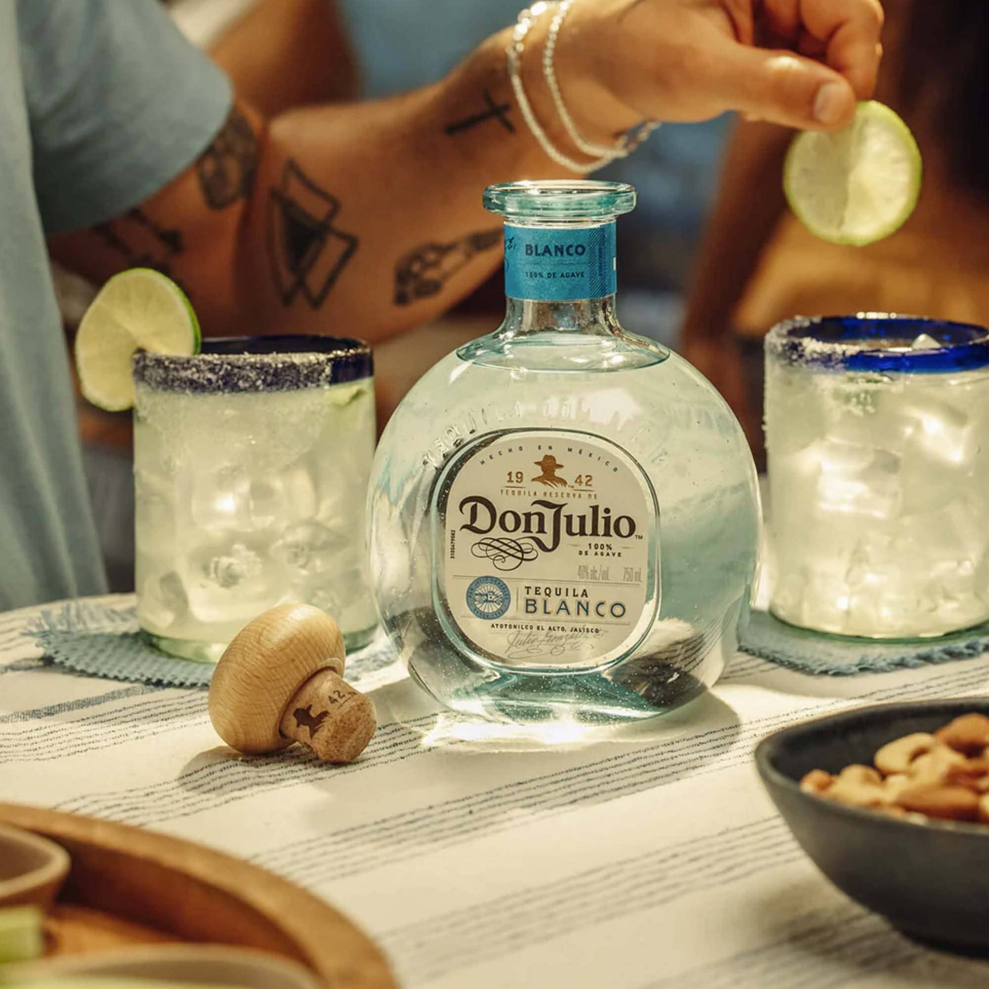 Tequila Don Julio Blanco 38% 700 ml.1#Sin color