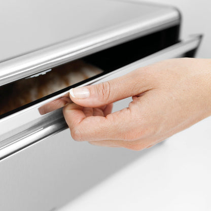 Fall Front Bread Bin - Matt Steel Fingerprint Proof - 8710755299186 Brabantia_300dpi_1181x787px_X_NR-3714.jpg