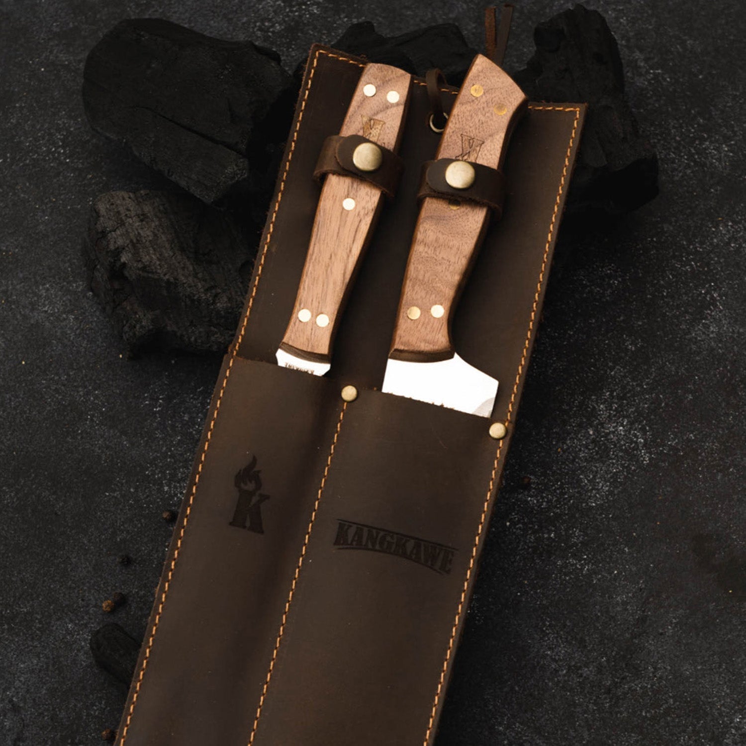 Set Tenedor + Cuchillo Parrillero F/Cuero Brown Kangkawe1#Acero