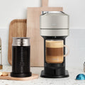 Cafetera Vertuo Next Con Espumador Aeroccino 3 Nespresso4#Gris / Gris