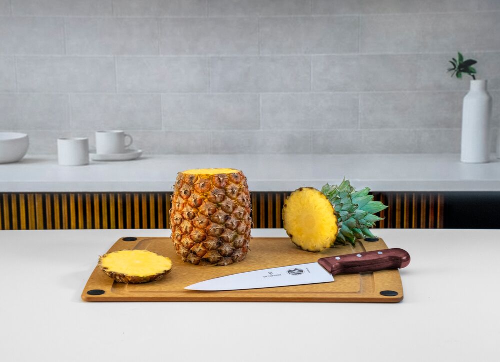 Medium JPG-CUT_EvergreenPull_CutAPineapple_B1.jpg