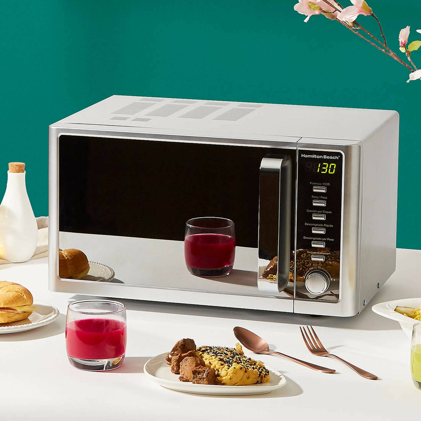 Microondas P90D23ELLXA 23 Lts Hamilton Beach1#Acero