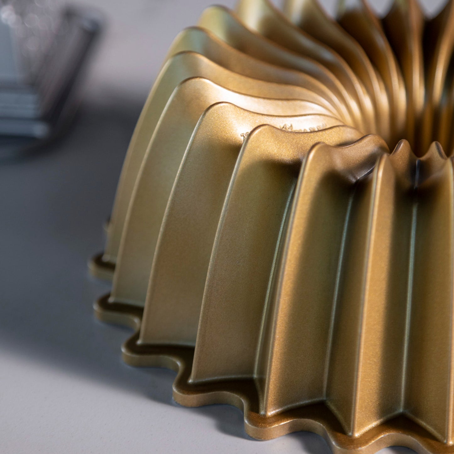 Molde para Queque Brillance Bundt Pan Nordic Ware