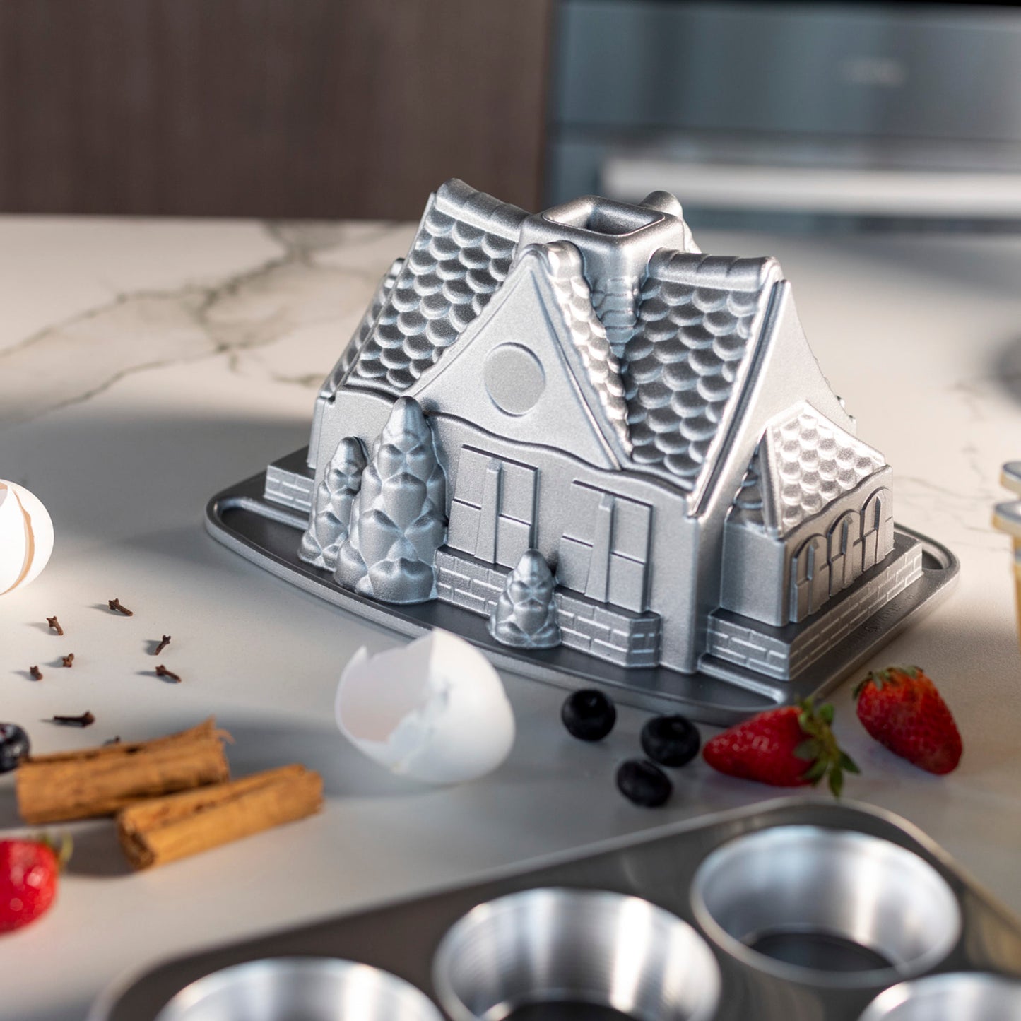Molde Ginger Bread House Nordic Ware