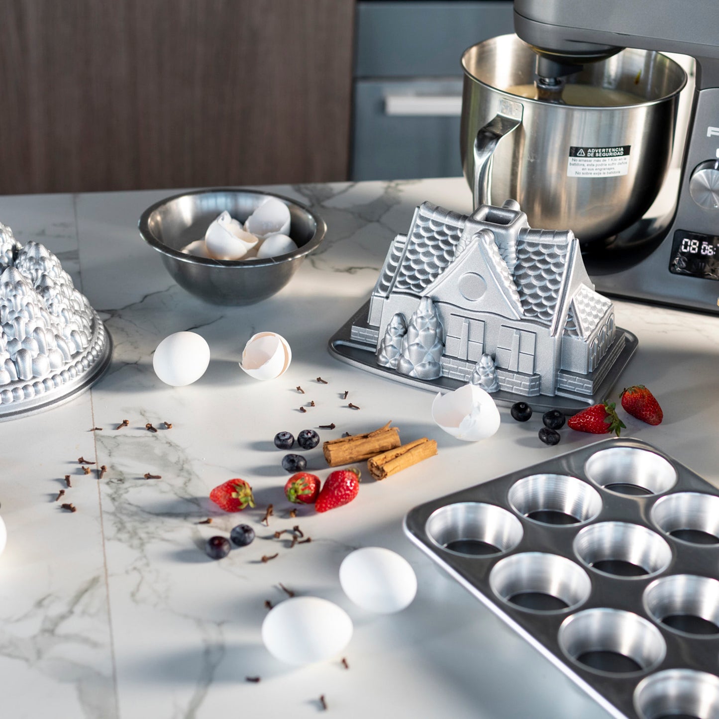 Molde Ginger Bread House Nordic Ware