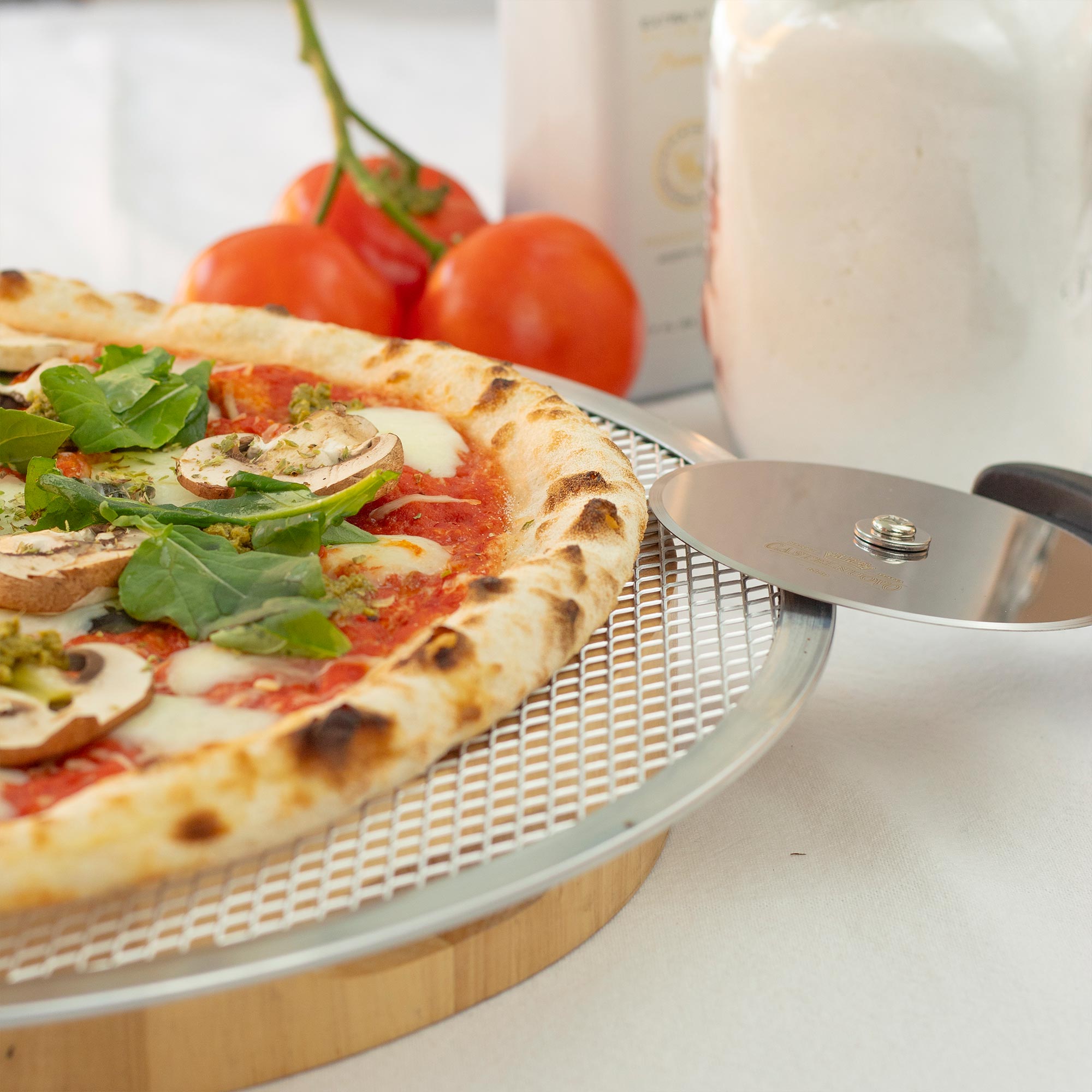 Grille à Pizza Vogue 35.6cm - Aluminium Pour Four - Pour Pizzas Et Tartes
