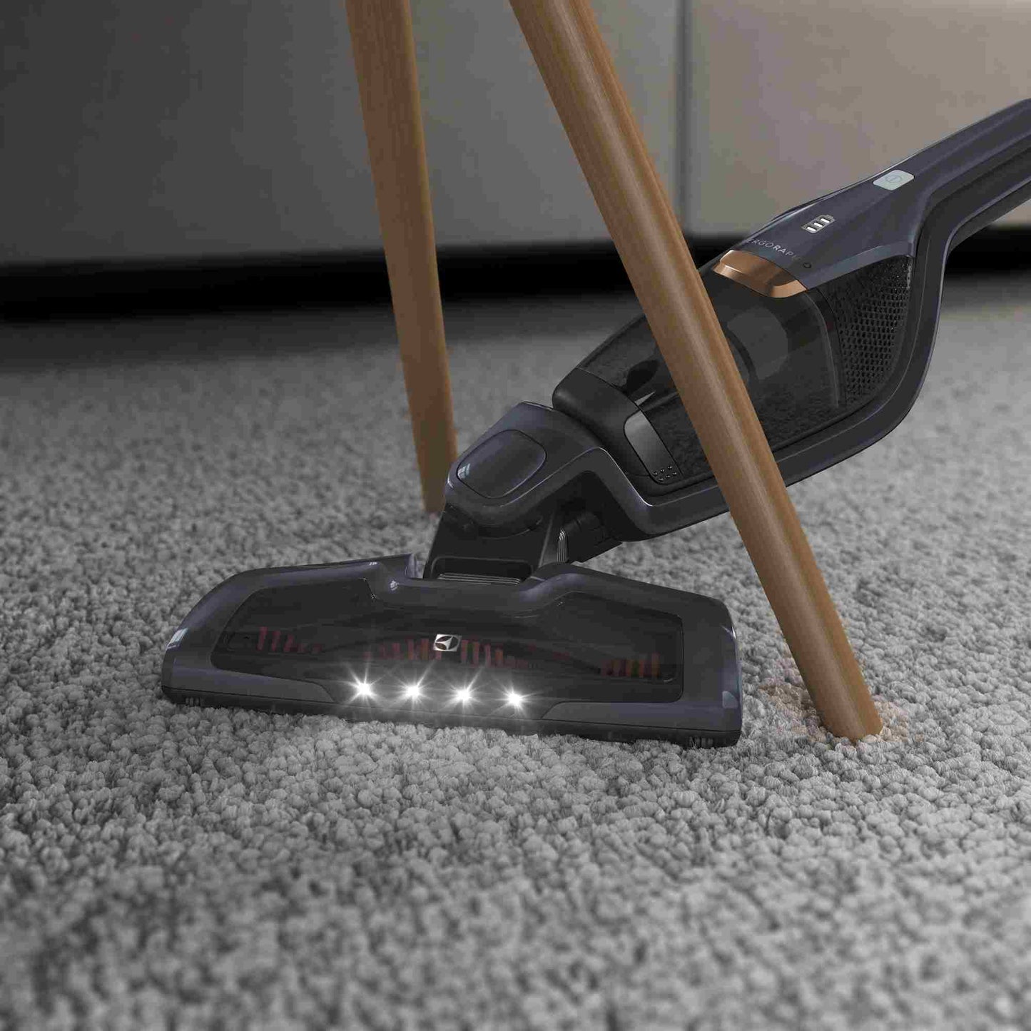 Aspiradora Vertical Inalámbrica Ergorapido 2 en 1 Led frontal ERG25N Electrolux6#Azul