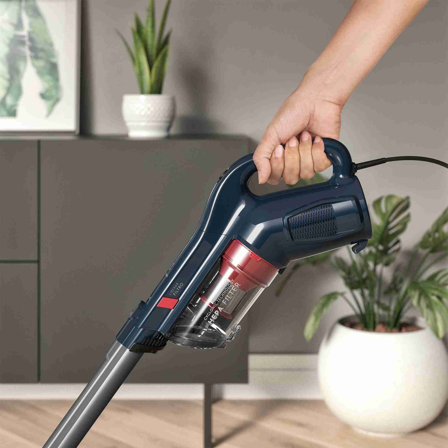 Aspiradora Vertical con Cable 1300W Ciclónica 3 en 1 Filtro HEPA PTE10 Electrolux3#Azul