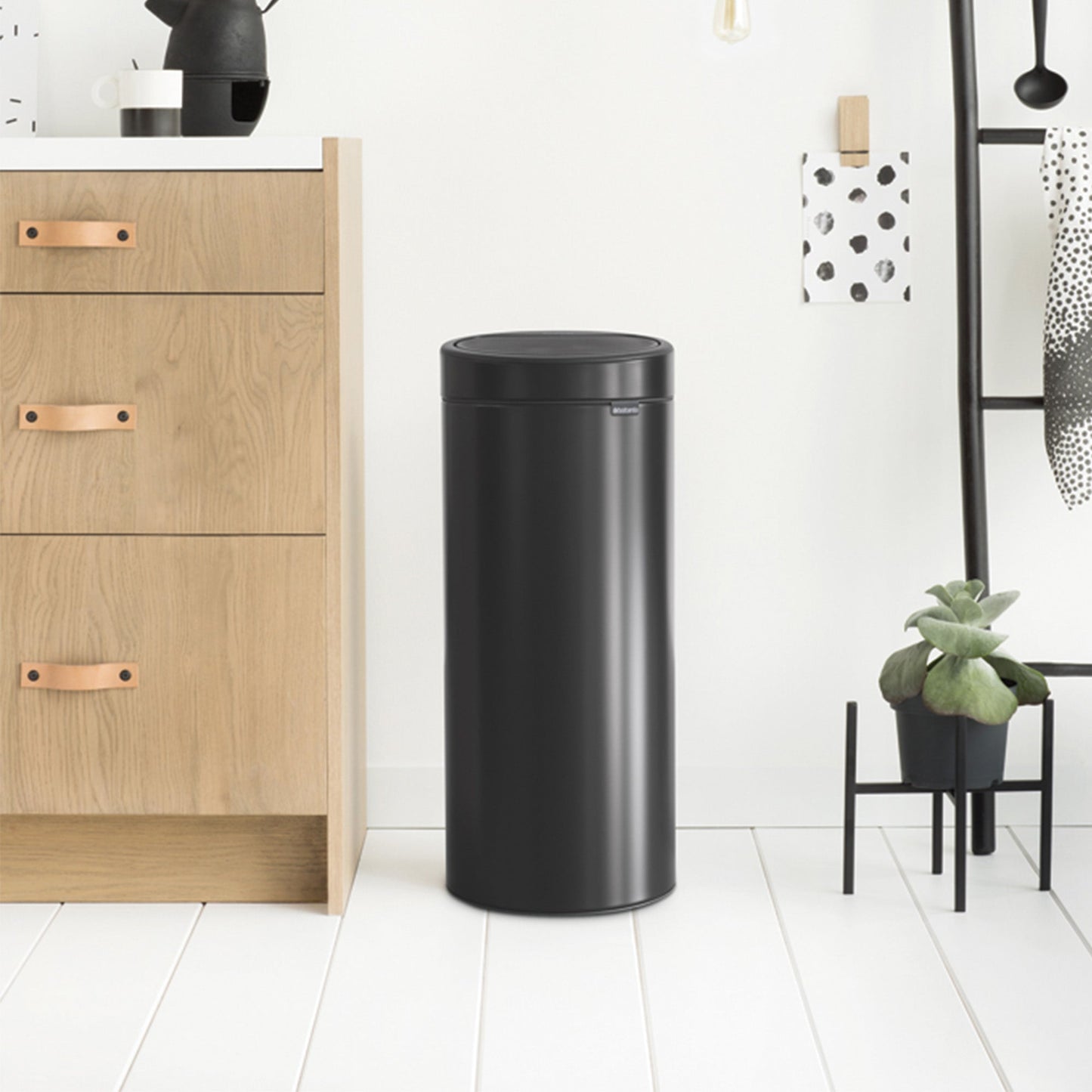 Basurero Touch New 30 Lts Brabantia10#Negro