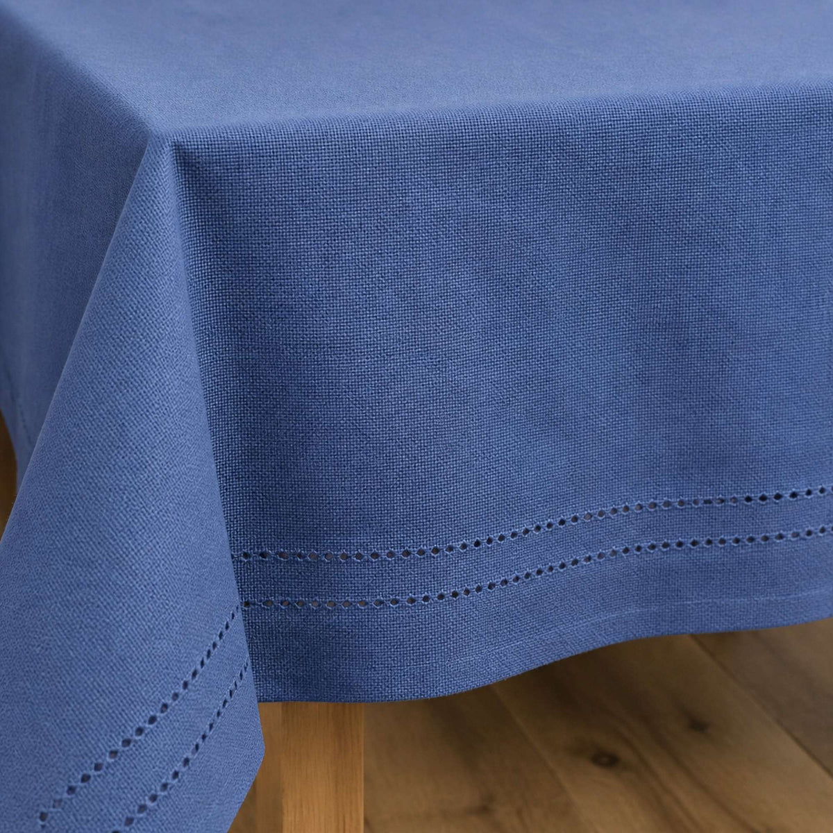azul_160x230_03_detalle-picot.jpg