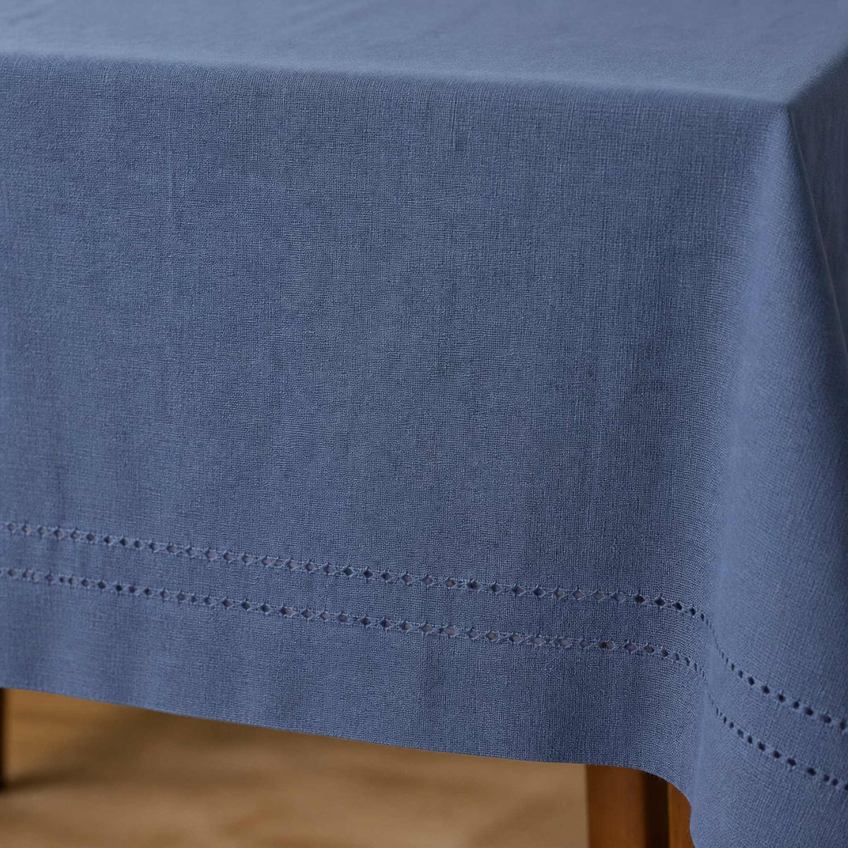 azul_180x280_03_detalle-picot.jpg