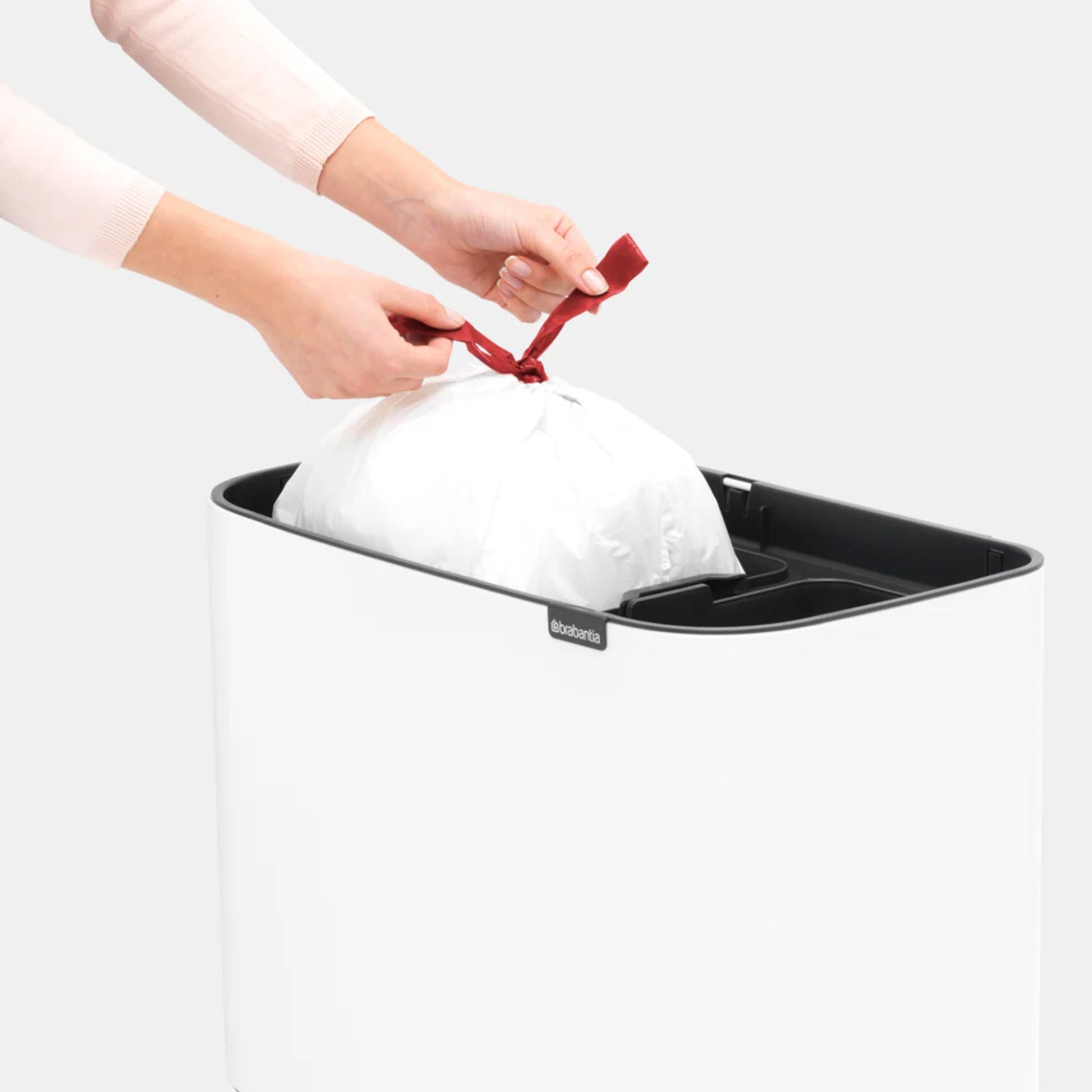 Basurero Bo Touch Balde Plástico 11 + 23 Lts Brabantia4#Blanco