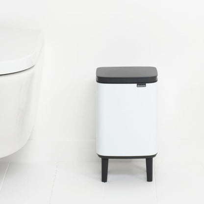 Basurero Bo Touch Hi 4 Lts Brabantia1#Blanco