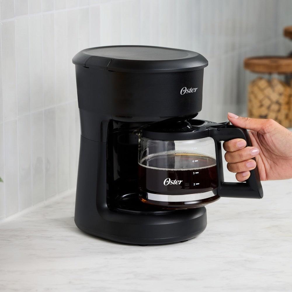 Cafetera a Goteo 5 Tazas Función Pausa Y Servir BVSTDCS51B Oster3#Negro