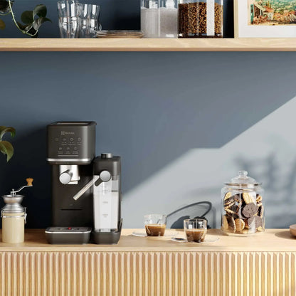 Cafetera Espresso 1,25L Digital Cápsula y Molido 1350W ECM70 Electrolux-Cafeteras Espresso