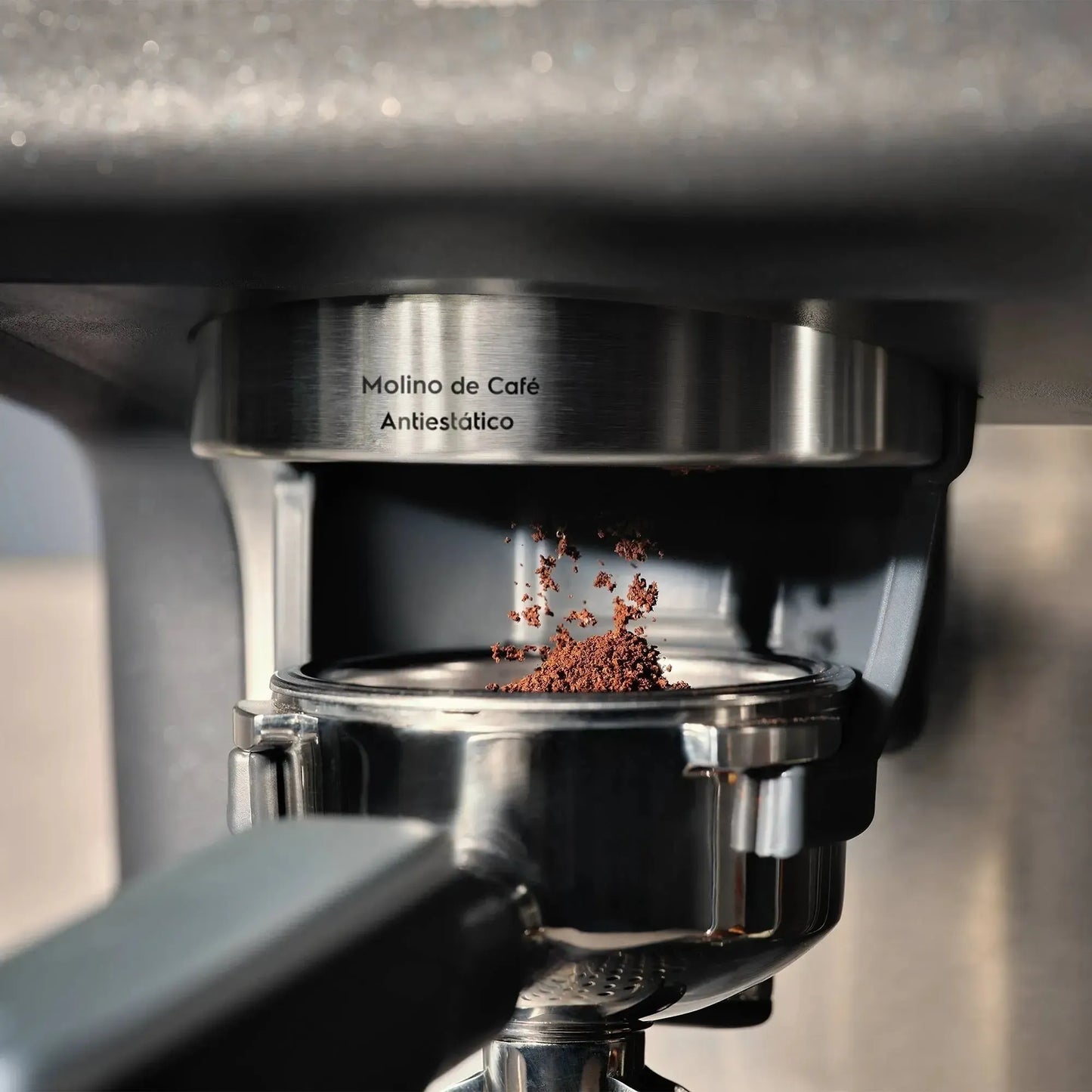 Cafetera Espresso Barista 3L Molinillo 2200W ECM90 Electrolux-Cafeteras Espresso
