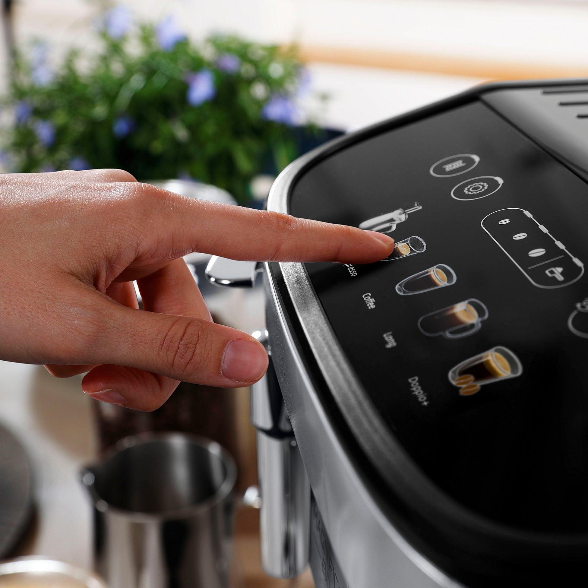 Cafetera Superautomática DeLonghi Magnifica Evo con molinillo y 5